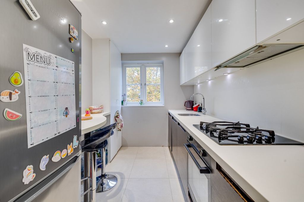 Property photo 3 of 7