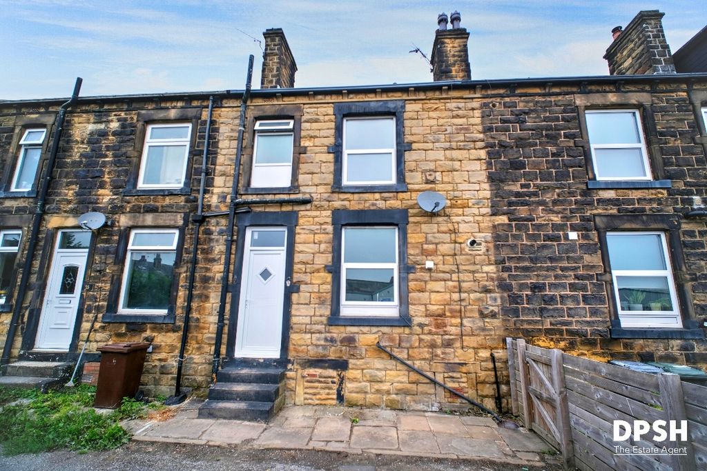 Property photo 1 of 18