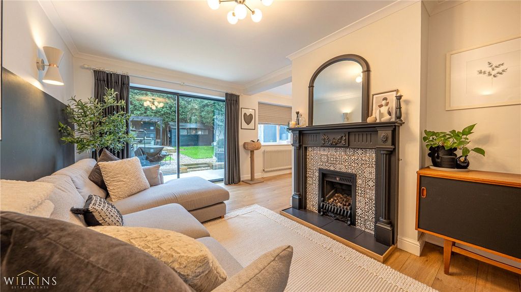 Property photo 3 of 29 Picture No. 08