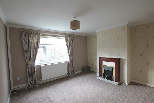 Property photo 2 of 11 Lounge