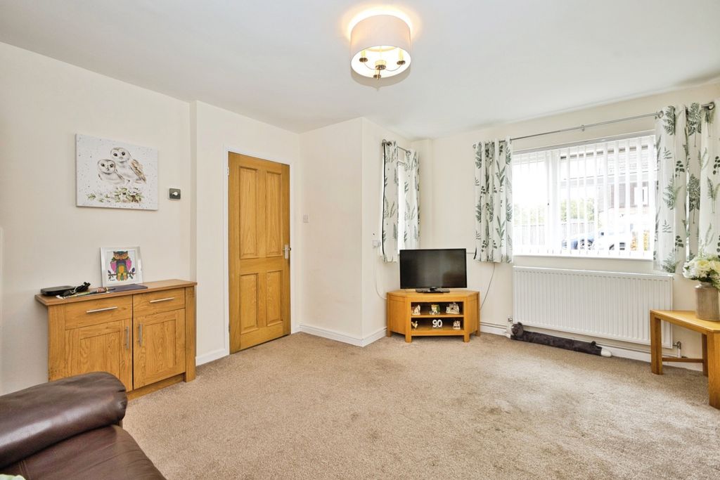 Property photo 3 of 14 Pbox-Img.Jpg