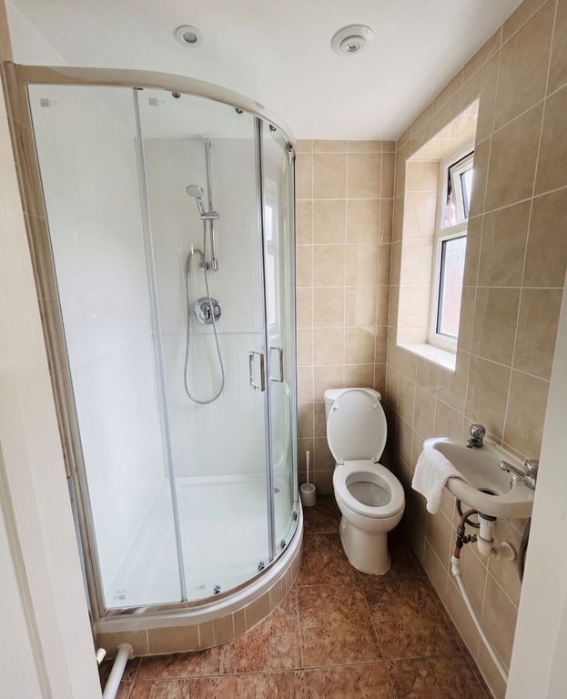Property photo 2 of 4