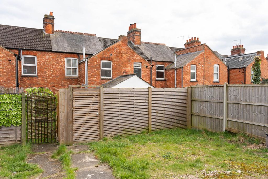 Property photo 2 of 29