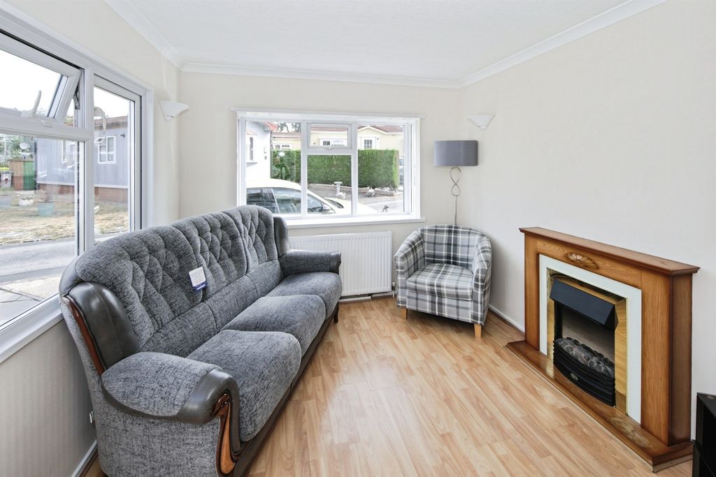 Property photo 2 of 11