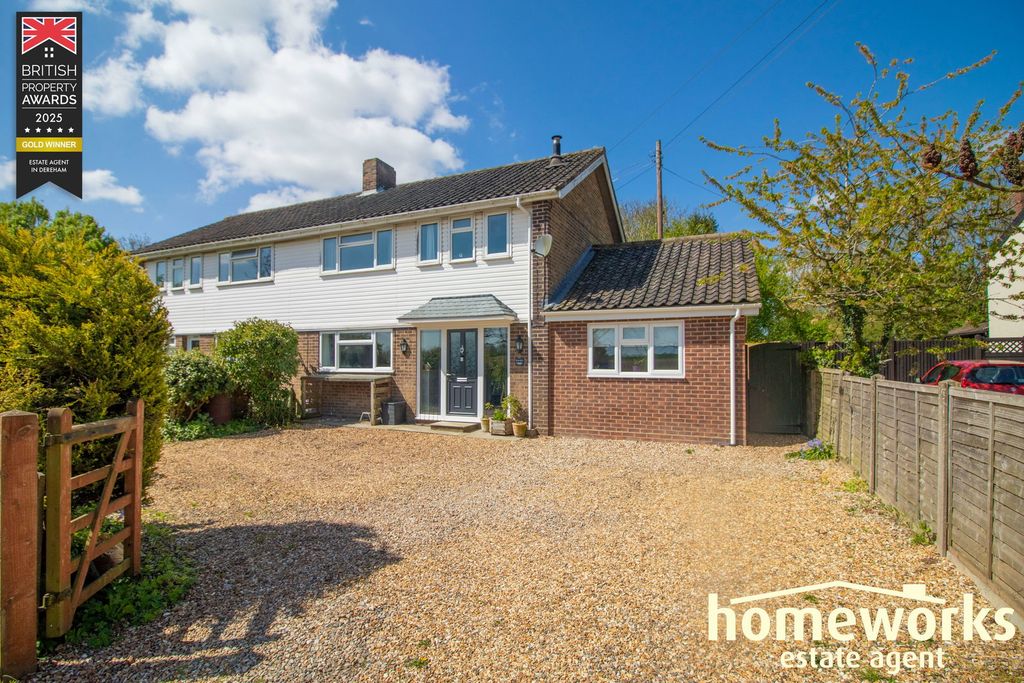 Property photo 2 of 23