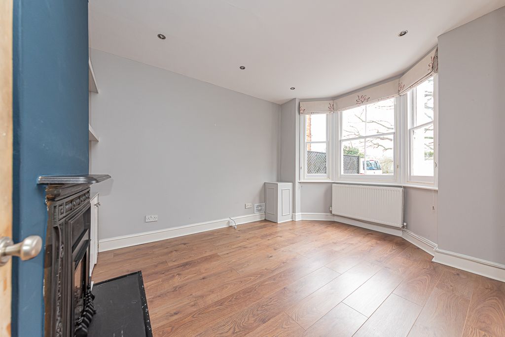 Property photo 2 of 23 Living Room