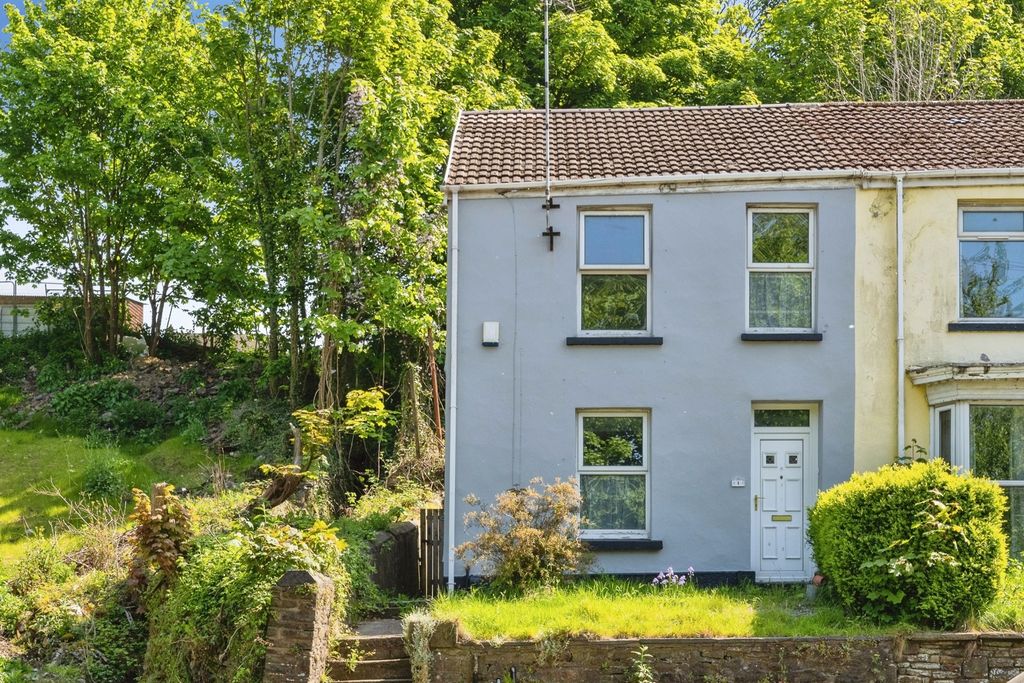 Property photo 2 of 20 Pbox-Img.Jpg