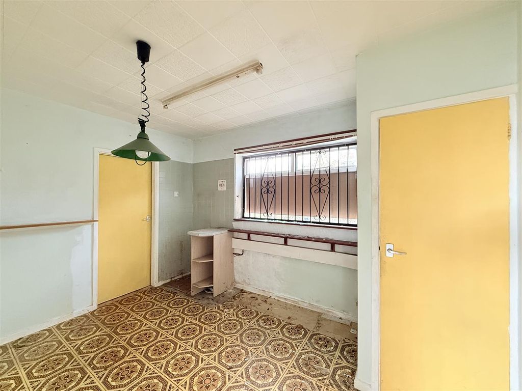 Property photo 3 of 12 Img_3858.Jpeg