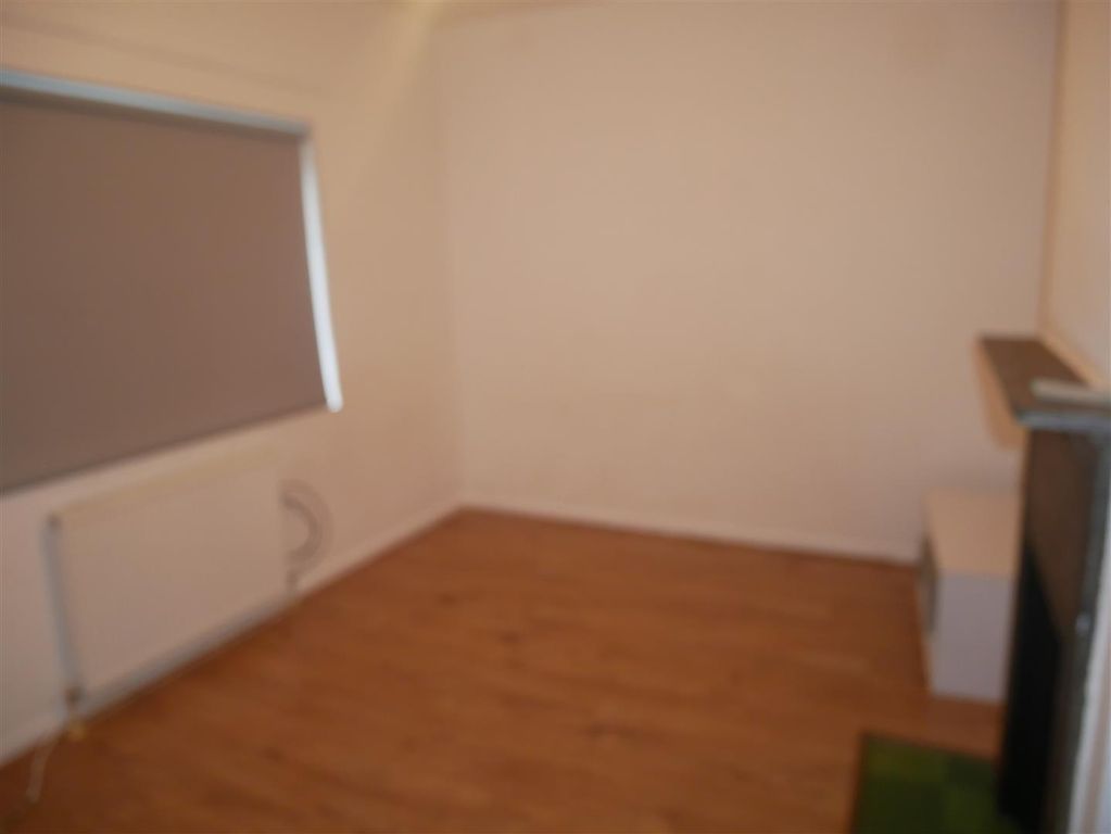 Property photo 2 of 8 P1040400.Jpg