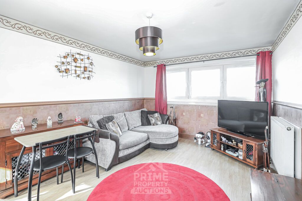 Property photo 2 of 25