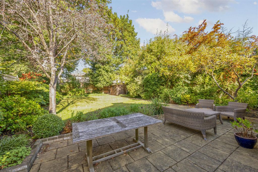 Property photo 3 of 19 26 Montana Road,27.Jpg