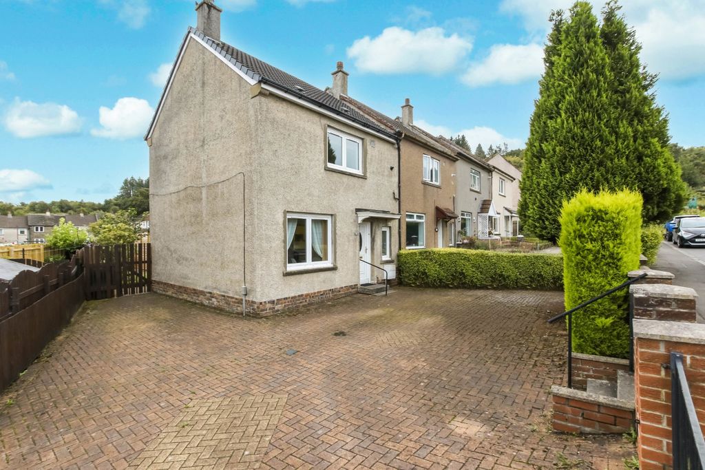 Property photo 1 of 17 External