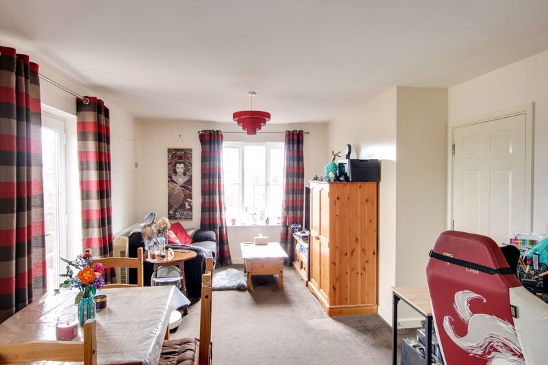 Property photo 3 of 11 Photo 9
