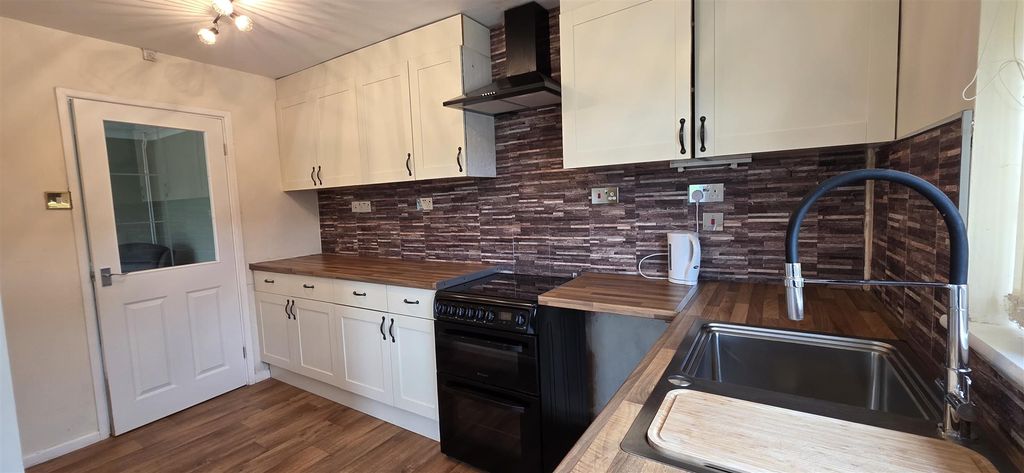 Property photo 2 of 8 20250919_121654.Jpg