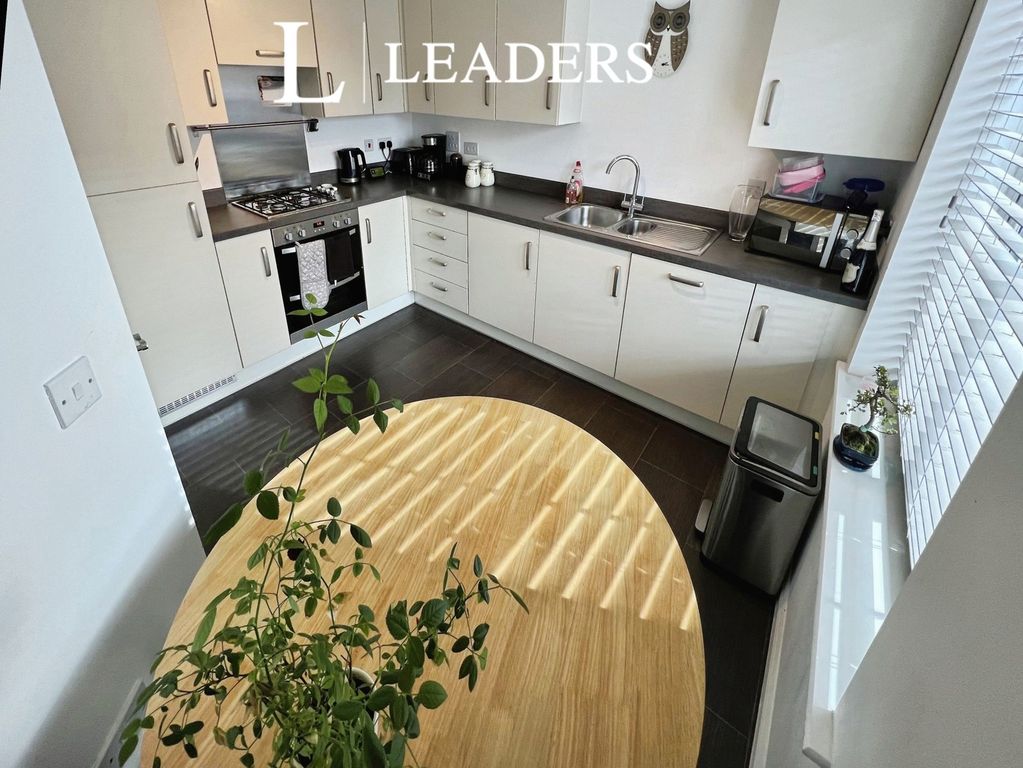 Property photo 2 of 15 Pbox-Img.Jpg