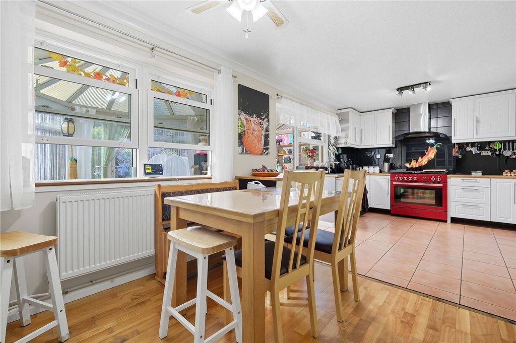 Property photo 2 of 16 Kitchen/Diner