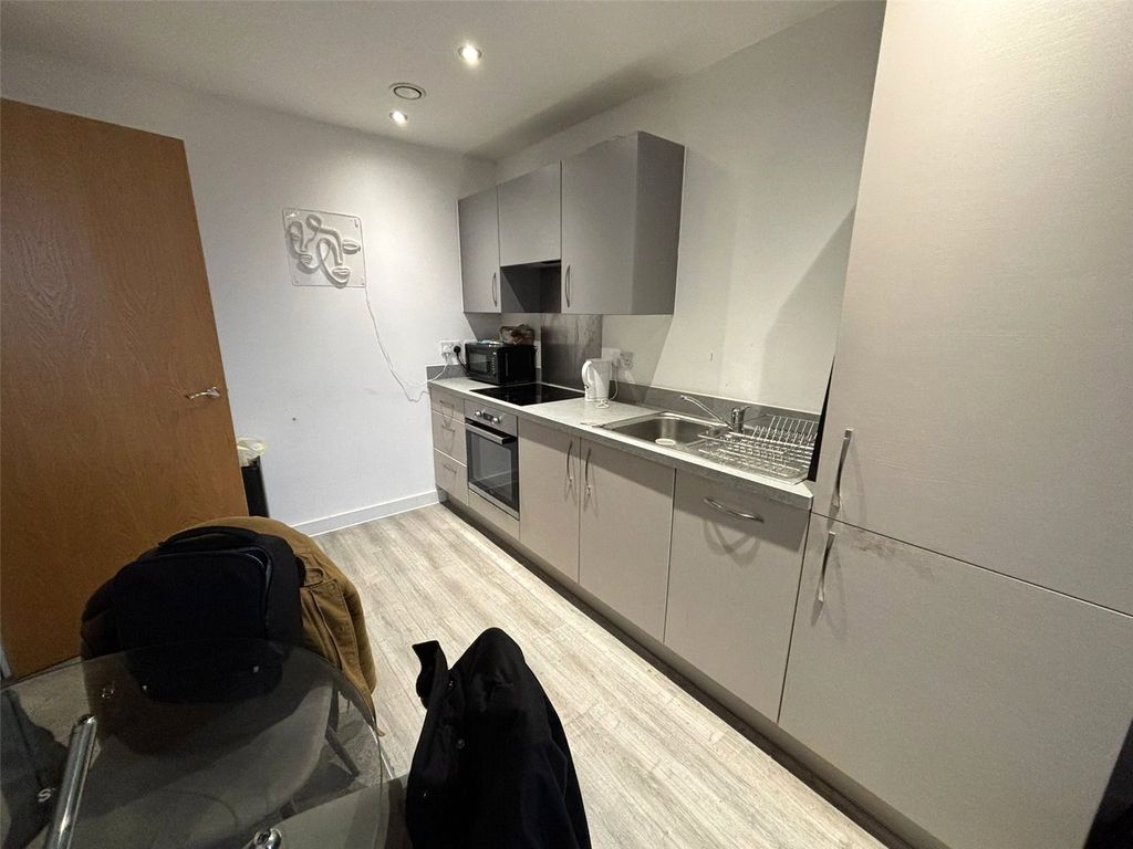 Property photo 3 of 6 Picture No. 05