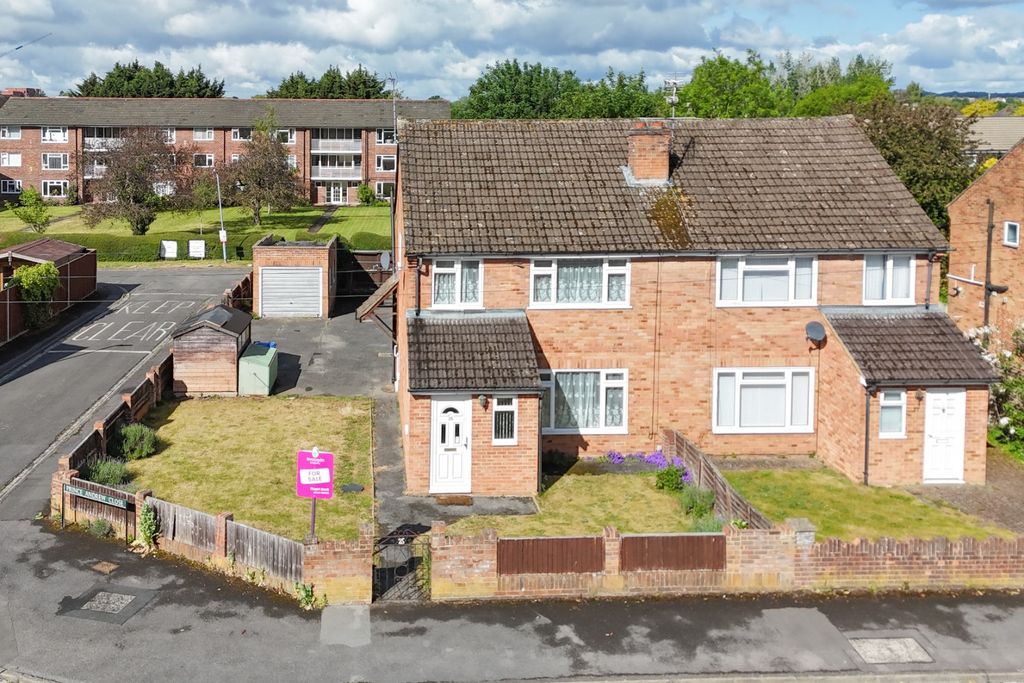 Property photo 1 of 13 4958500