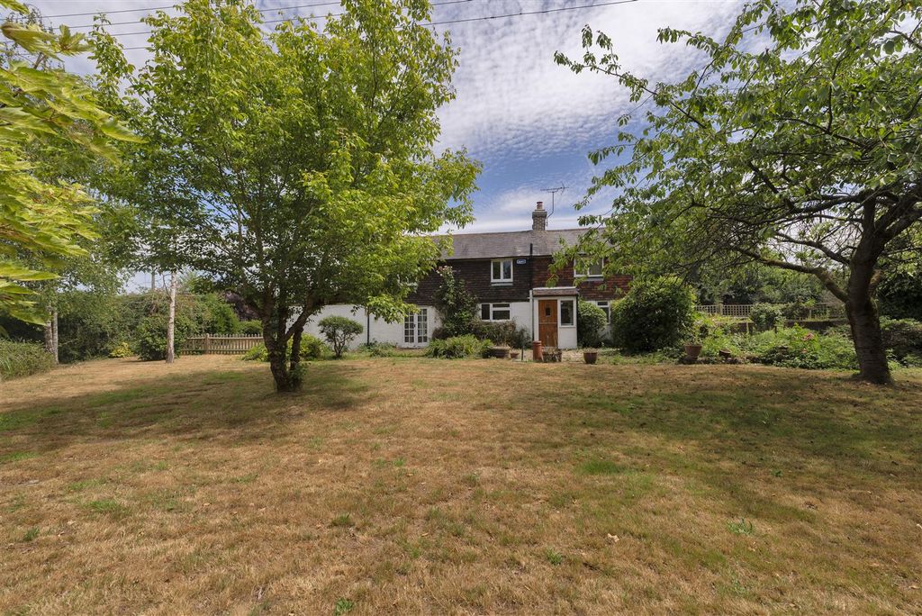 Property photo 2 of 18 Fairvale20.Jpg