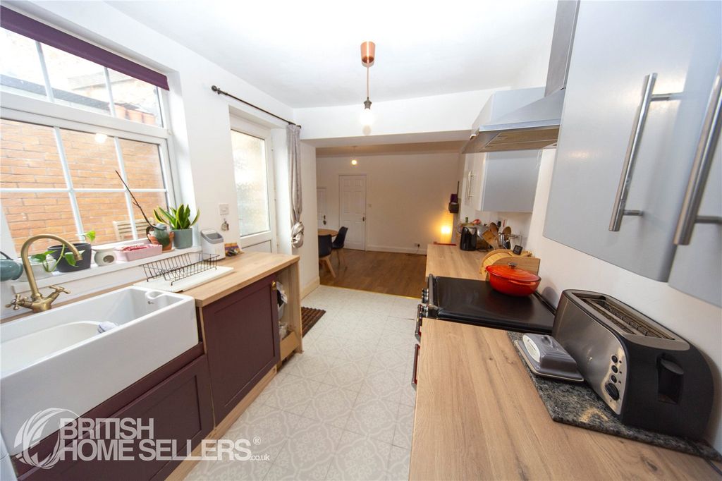 Property photo 3 of 15 Picture No. 15