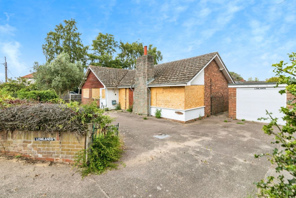 Property photo 1 of 17