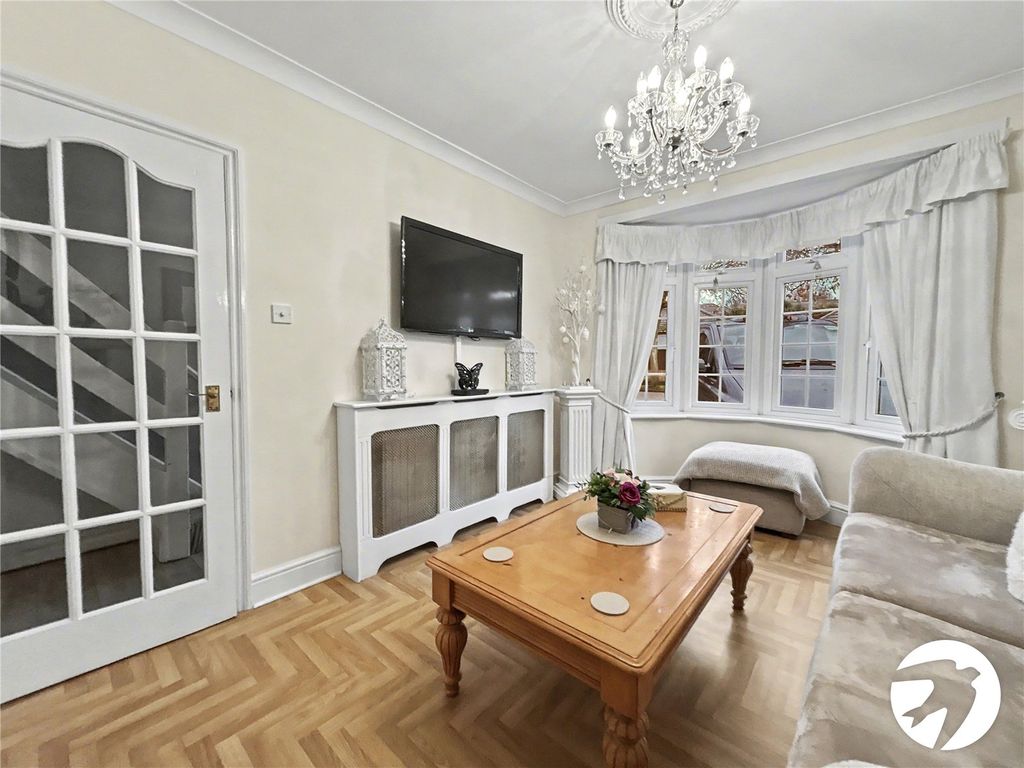 Property photo 3 of 44 Picture No. 03