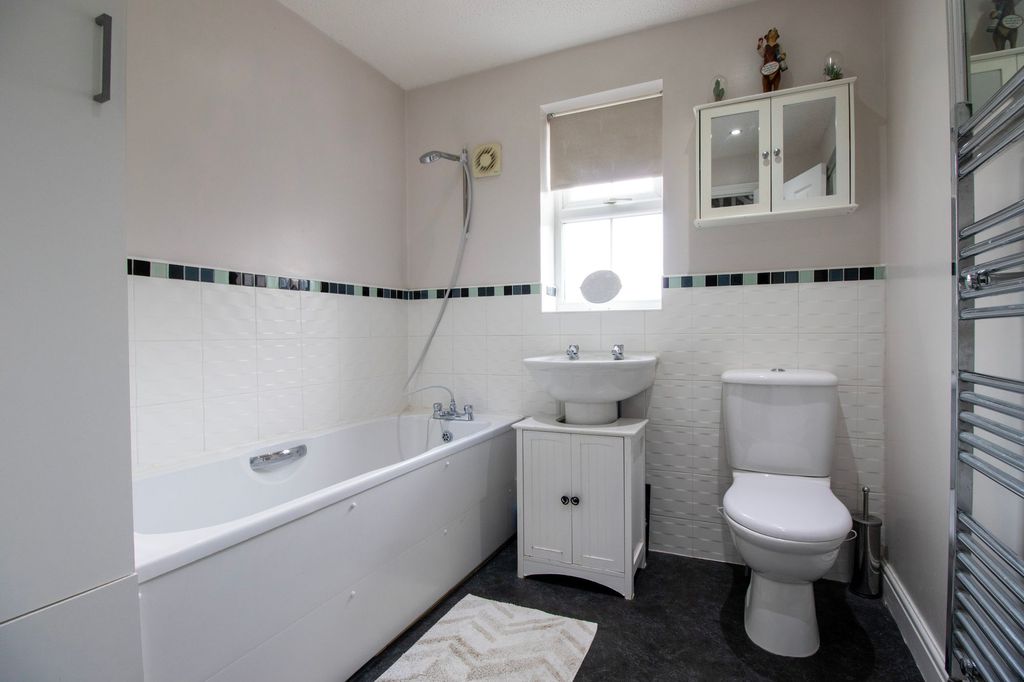 Additional image 12 of 3 bed property for saleFalcon Grove, Gainsborough DN21