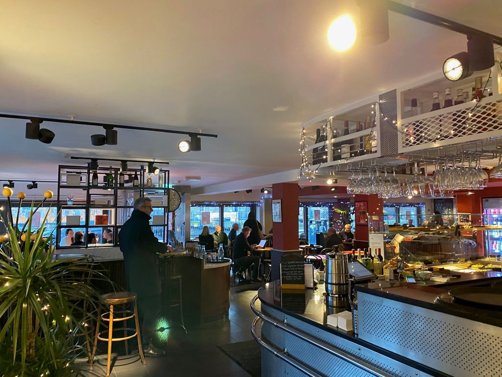 Property photo 3 of 4