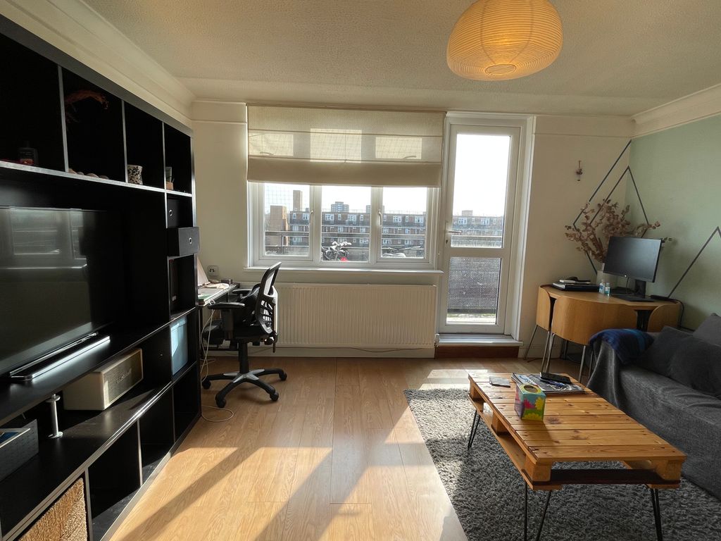 Property photo 2 of 7