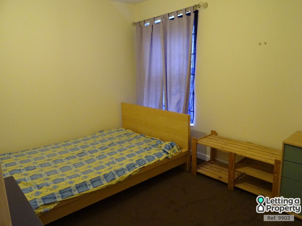 Property photo 3 of 5