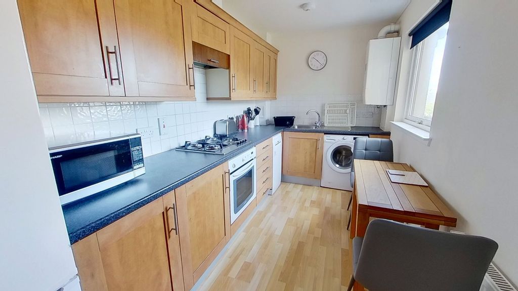 Property photo 3 of 9 Photo 3