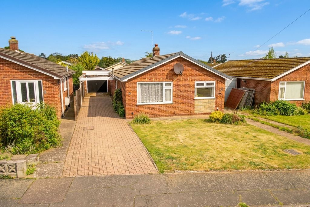 Property photo 1 of 17