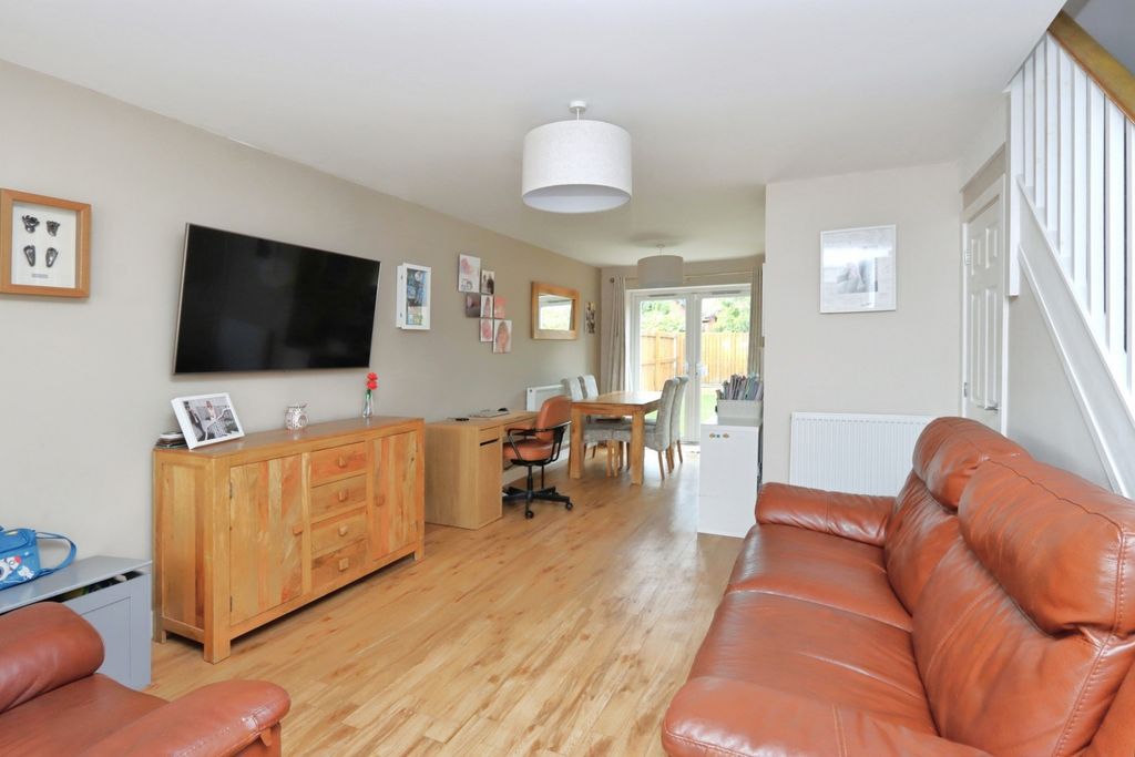 Property photo 2 of 17 Photo