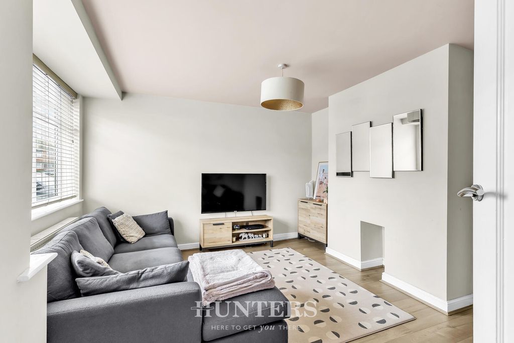 Property photo 2 of 19 Living Room