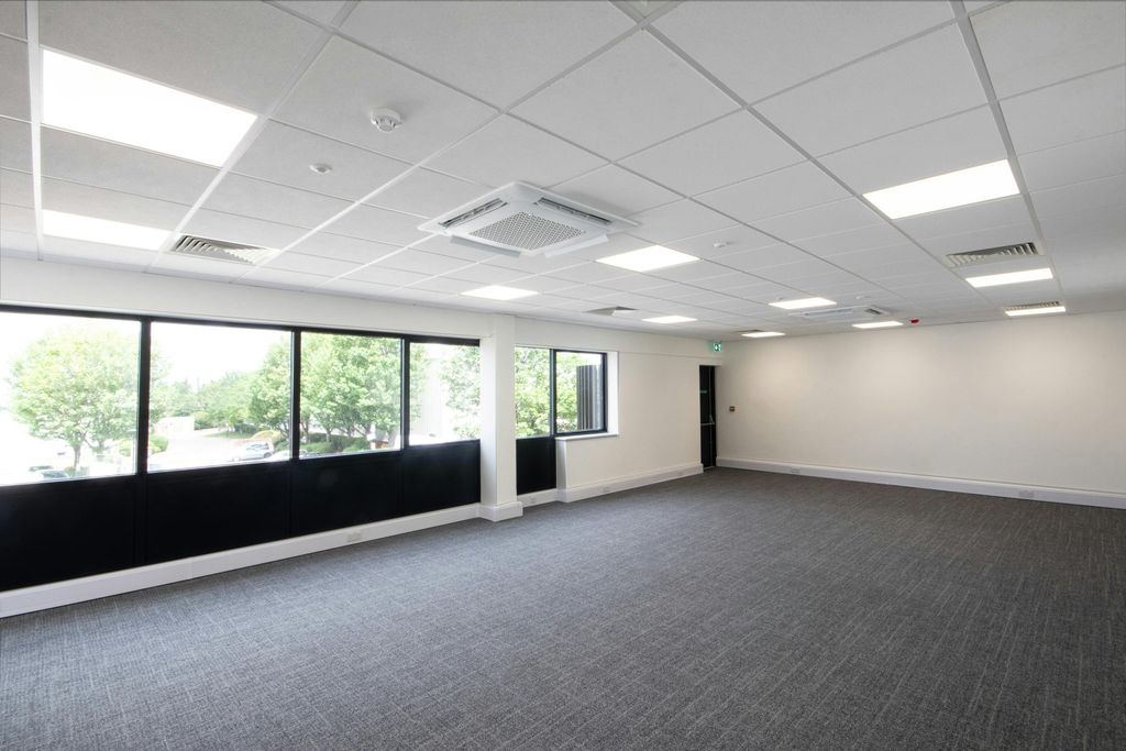 Property photo 3 of 4 Office - Unit 5