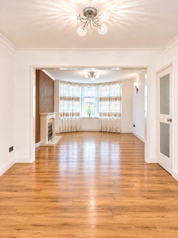 Property photo 2 of 10 Picture No. 22