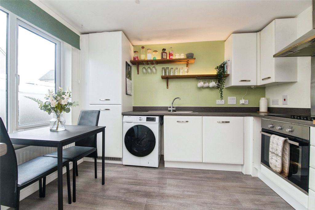 Property photo 2 of 15 Picture No. 08