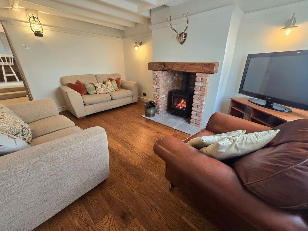 Property photo 3 of 13 Living Room