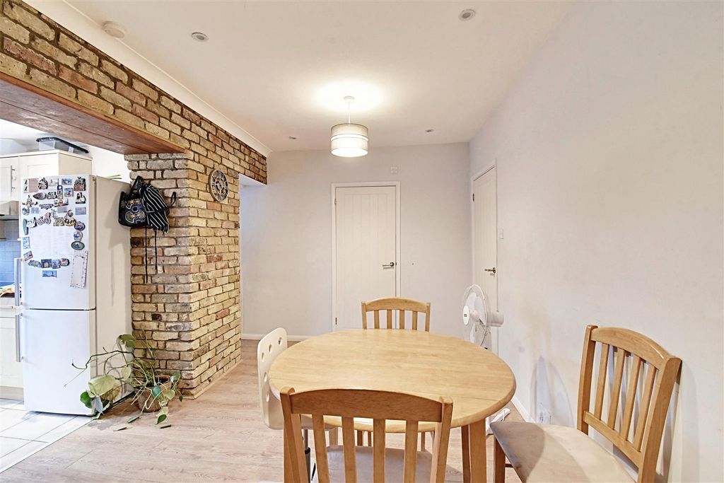 Property photo 3 of 17 Dining Room 2.Jpg