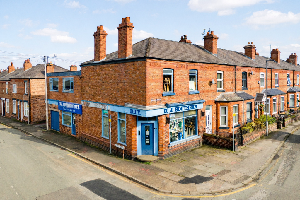 Property photo 1 of 9