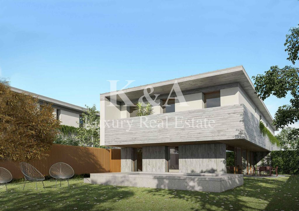 Property photo 3 of 33