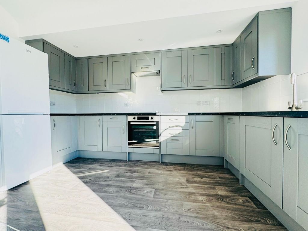 Property photo 2 of 9 Img_2117.Jpg