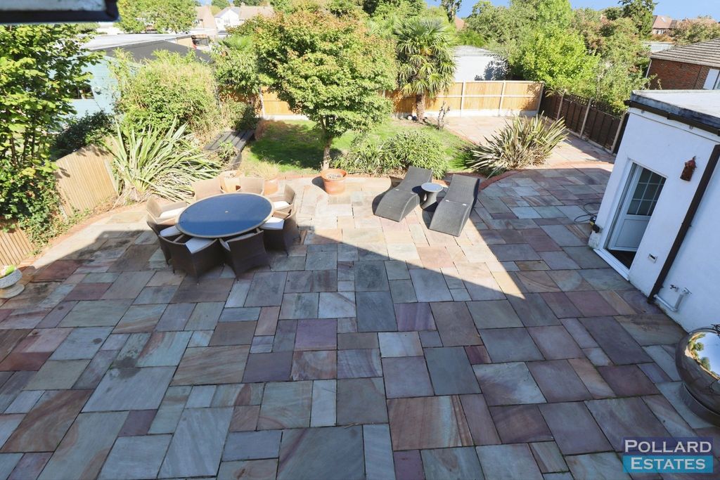 Property photo 3 of 38 Pbox-Img.Jpg