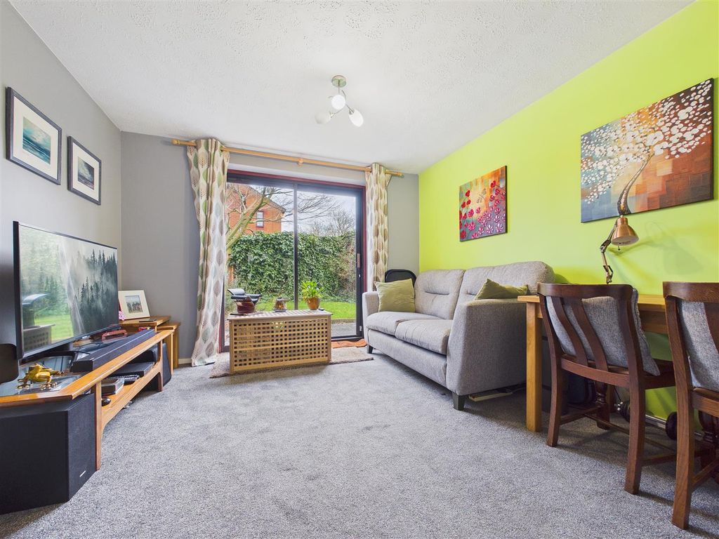 Property photo 2 of 9 Cam01407G0-Pr0090-Still003.Jpg