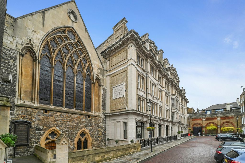 Property photo 1 of 16 Emmdaudreyhouse87.Jpg