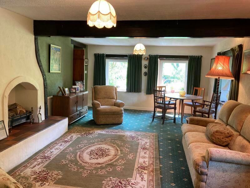 Property photo 2 of 18