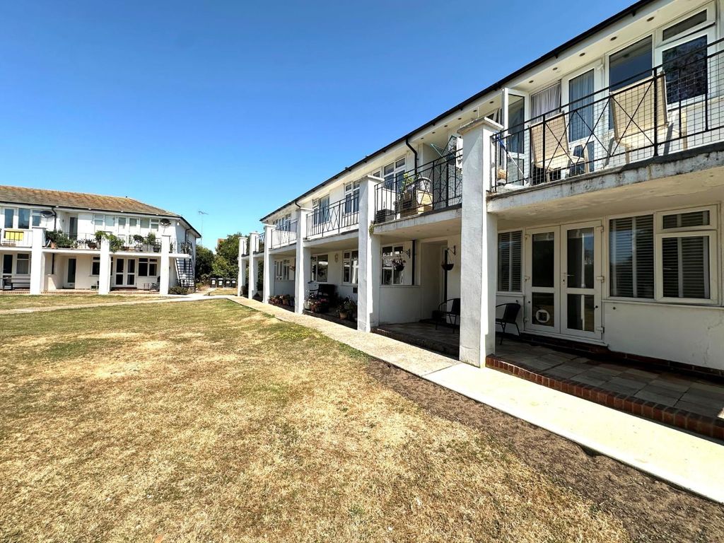 Property photo 1 of 10 Farmlands Ct.Jpg