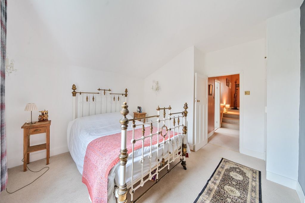 Property photo 3 of 41 Picture No. 25