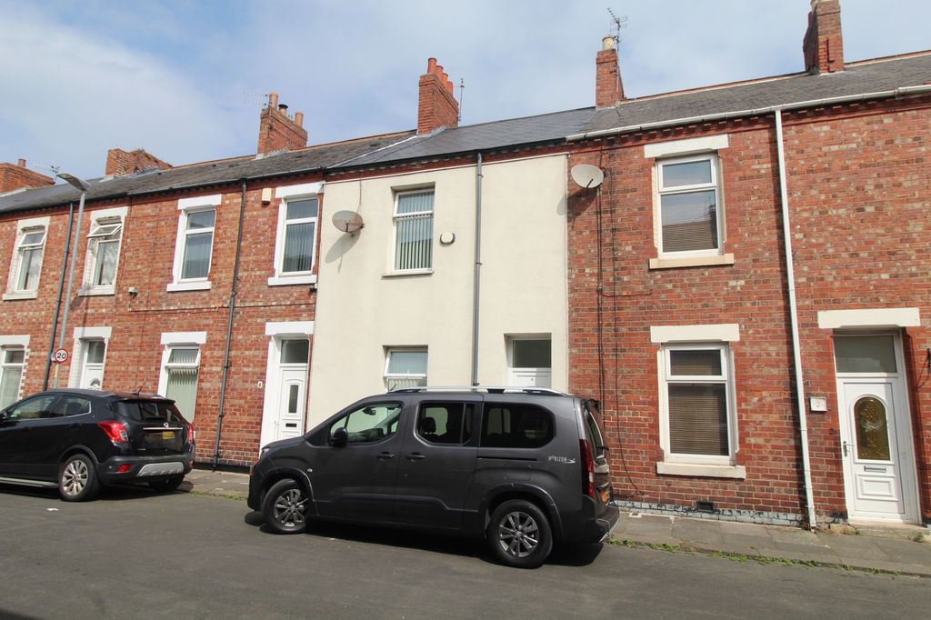 Property photo 1 of 7