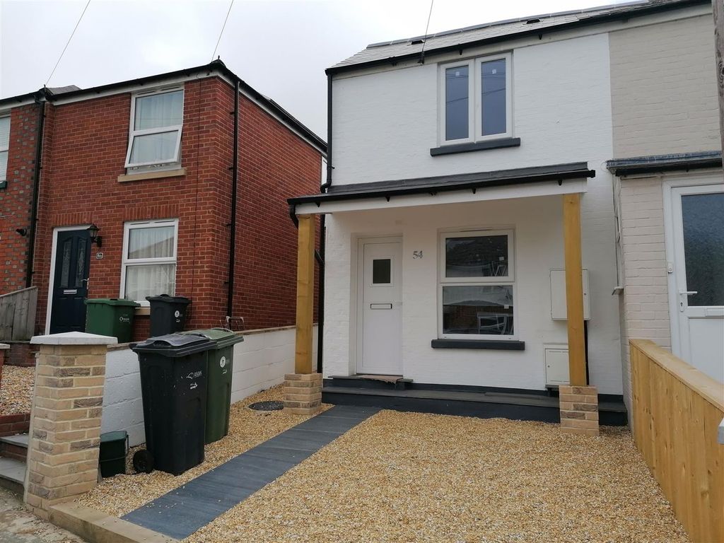 Property photo 1 of 9